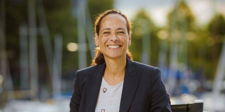 B&T zet een team van virtueel assistenten van Moneypenny in