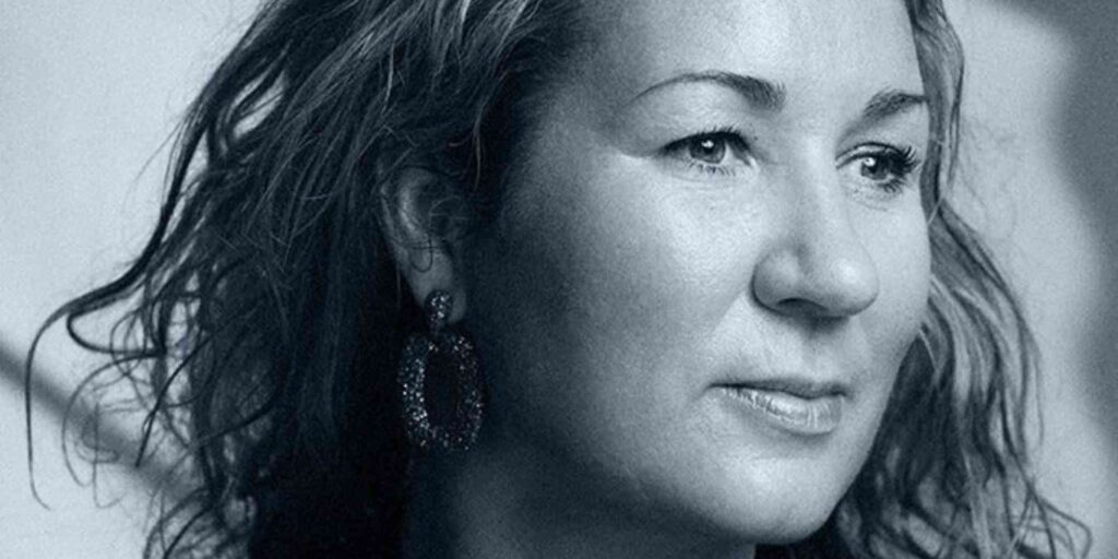 Esther Vroegh werkt samen met Virtueel Assistent Caroline