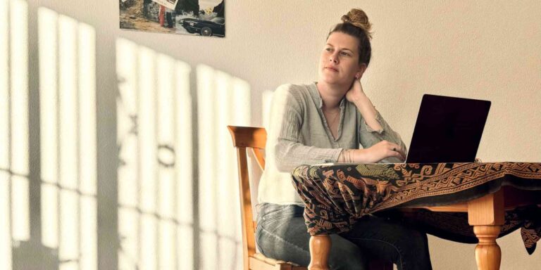 Accountmanager Roseanne over hoe een workation de teamspirit een boost geeft.