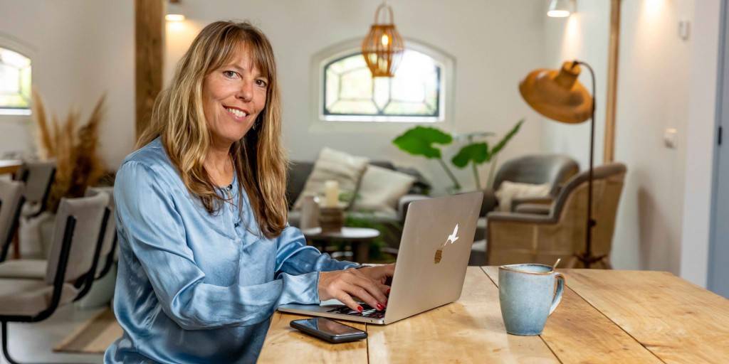 Interview in Harper's Bazaar met Marianne Sturman